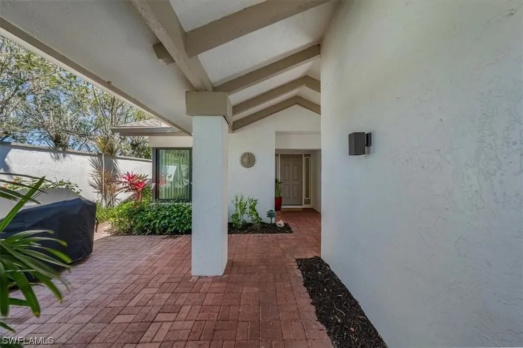 13272 Wedgefield Drive Naples FL 34110