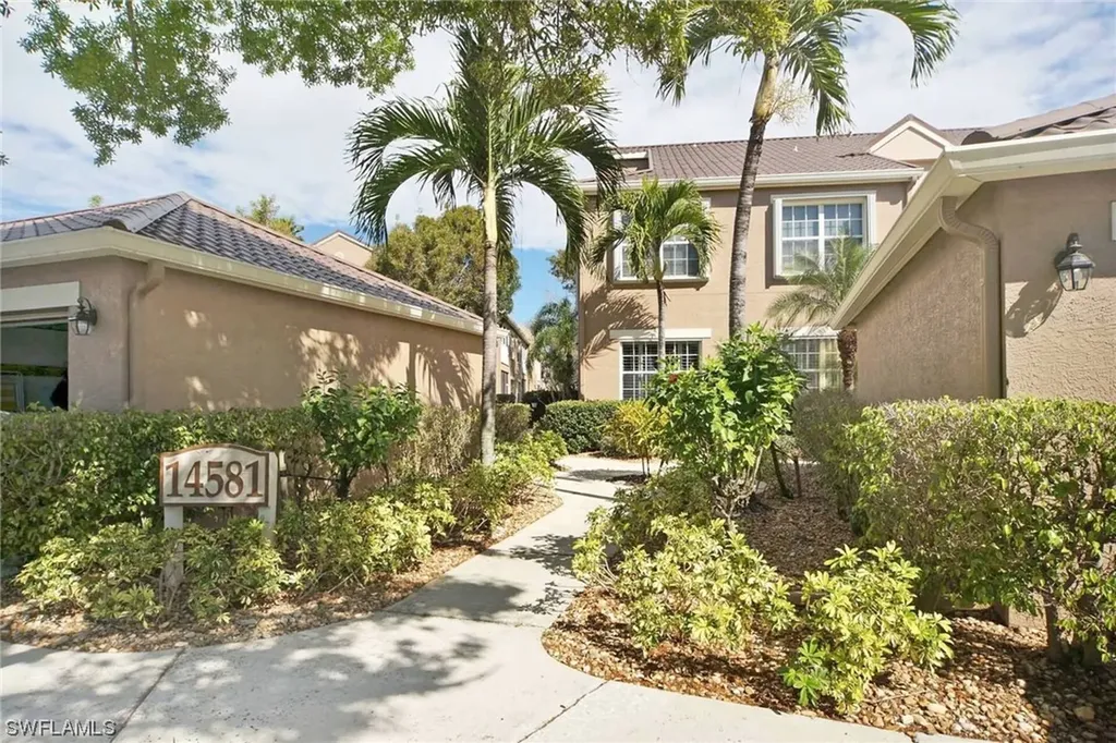 Fort Myers FL, 14581 Daffodil Drive, Unit 2103
