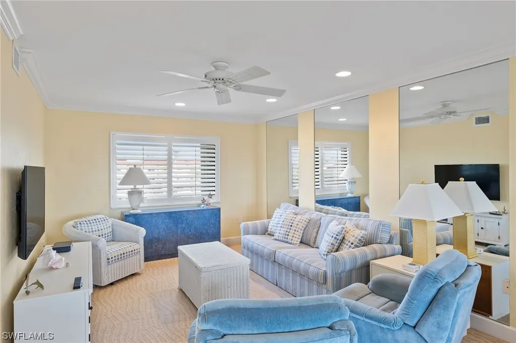 1605 Middle Gulf Drive Sanibel FL 33957