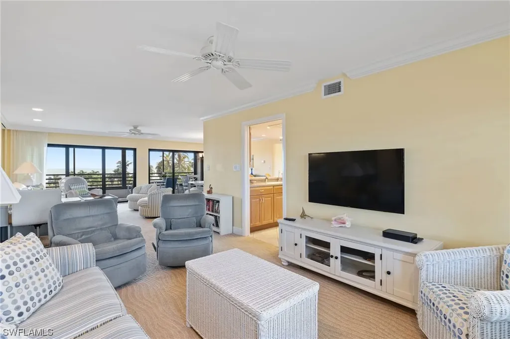 1605 Middle Gulf Drive Sanibel FL 33957