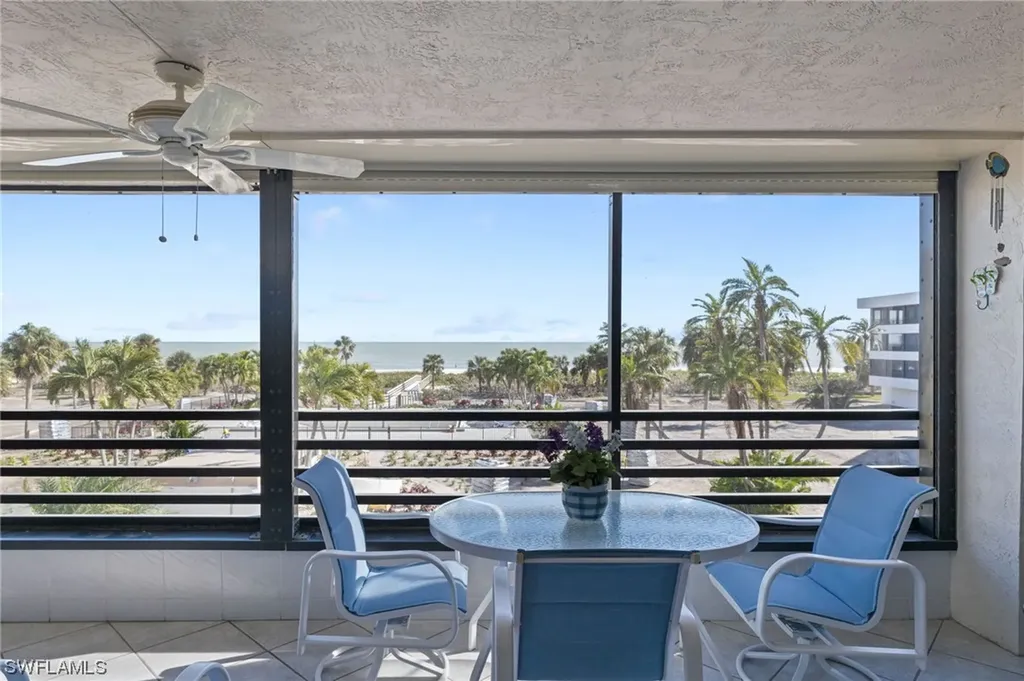 1605 Middle Gulf Drive Sanibel FL 33957
