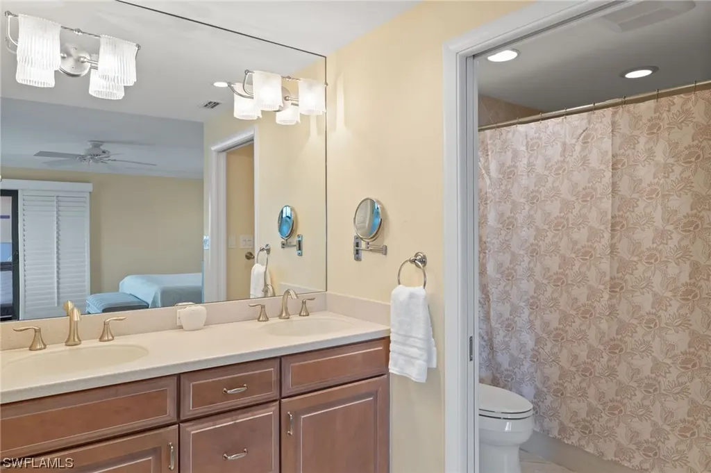 1605 Middle Gulf Drive Sanibel FL 33957