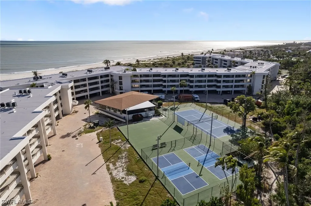 1605 Middle Gulf Drive Sanibel FL 33957