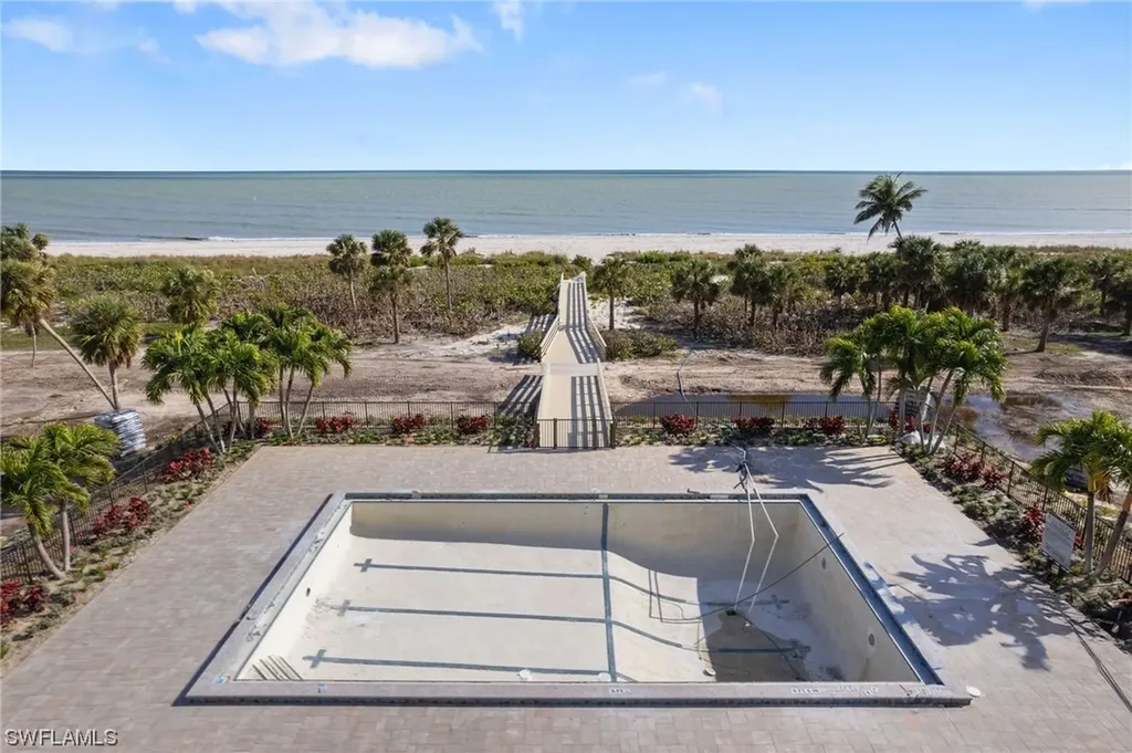 1605 Middle Gulf Drive Sanibel FL 33957