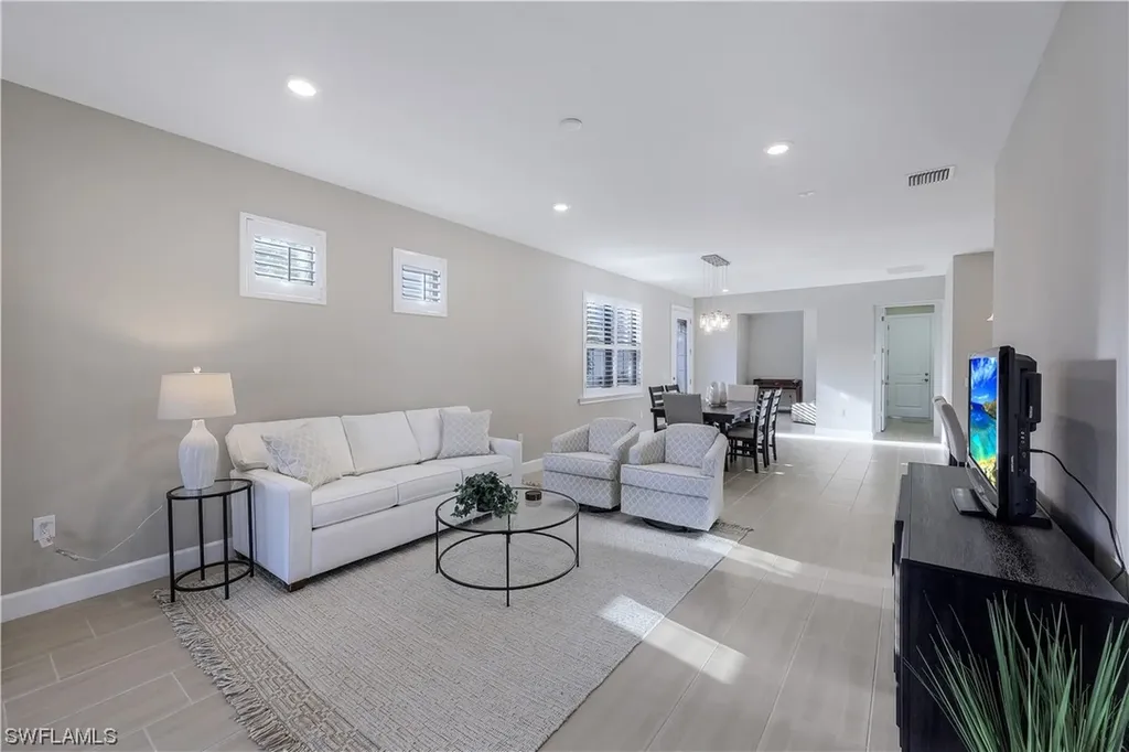 7790 Jacaranda Lane Naples FL 34114