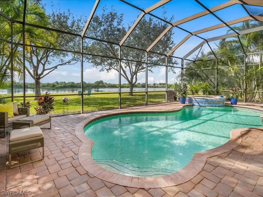 Naples FL, 1991 Jacklin Court