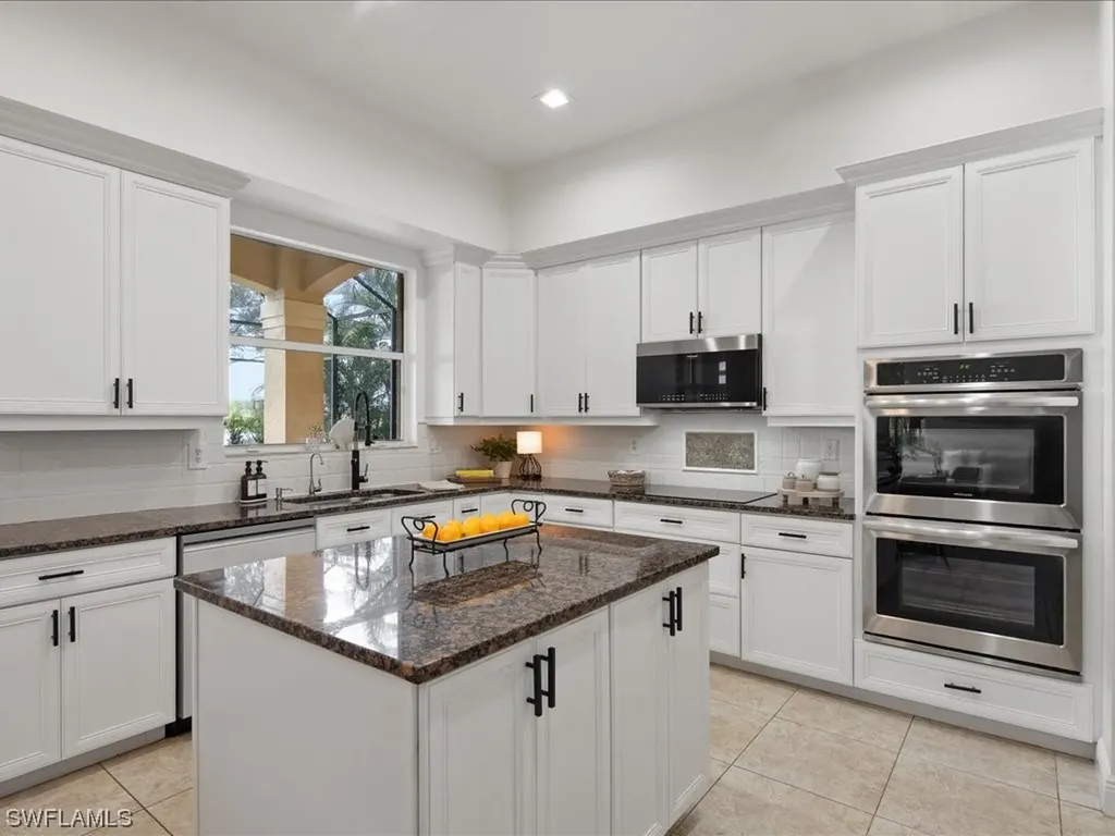 1991 Jacklin Court Naples FL 34120