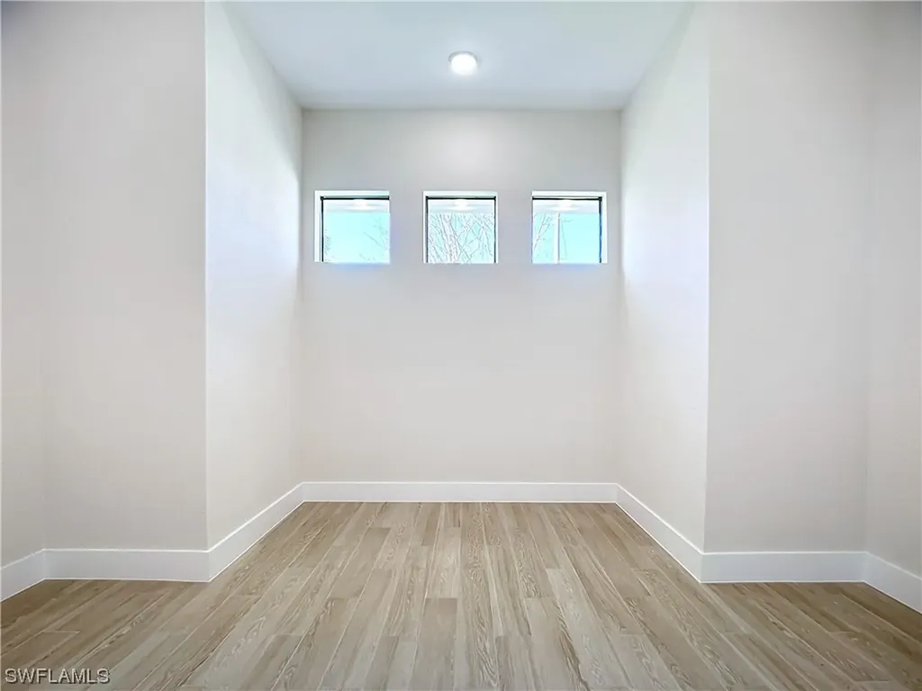 2527 Gleason Parkway Cape Coral FL 33914