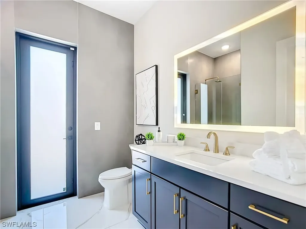 2527 Gleason Parkway Cape Coral FL 33914