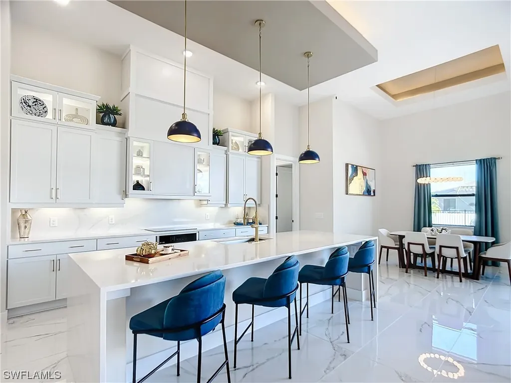 2527 Gleason Parkway Cape Coral FL 33914