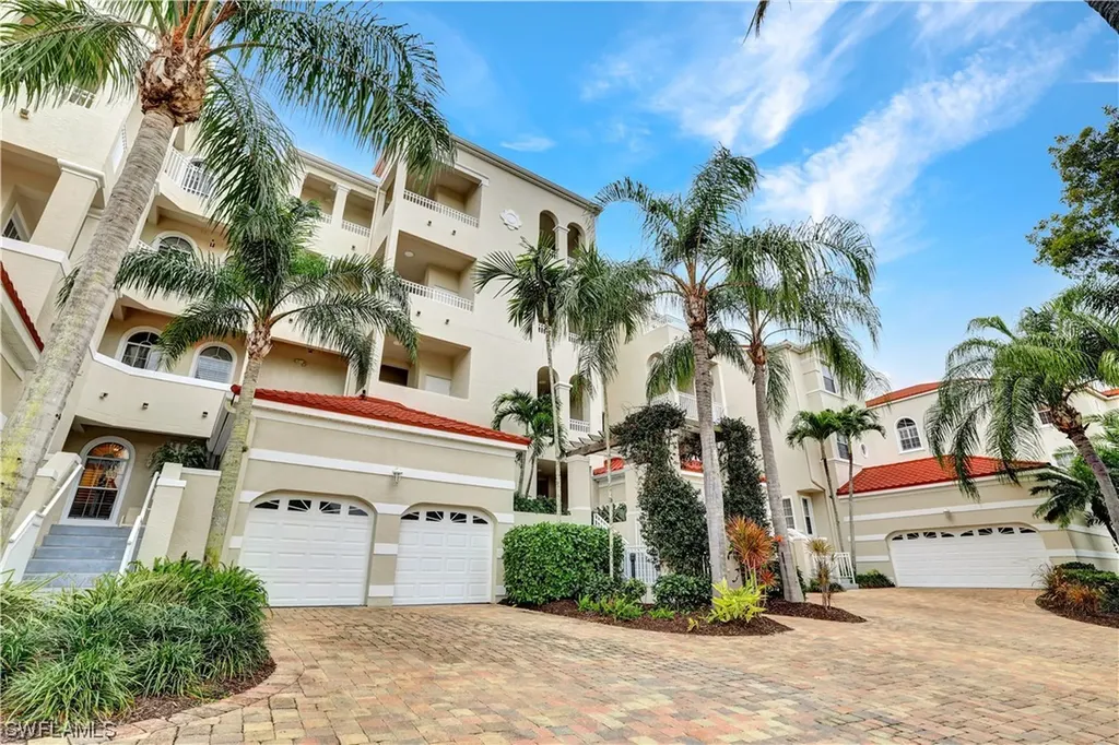 1600 Clermont Drive Naples FL 34109
