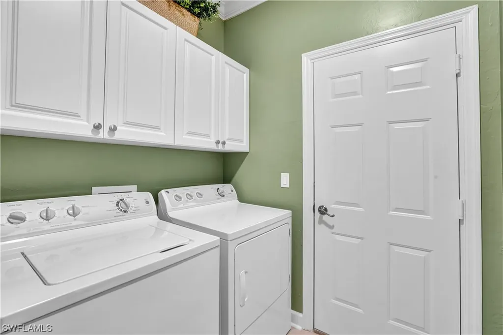 1600 Clermont Drive Naples FL 34109