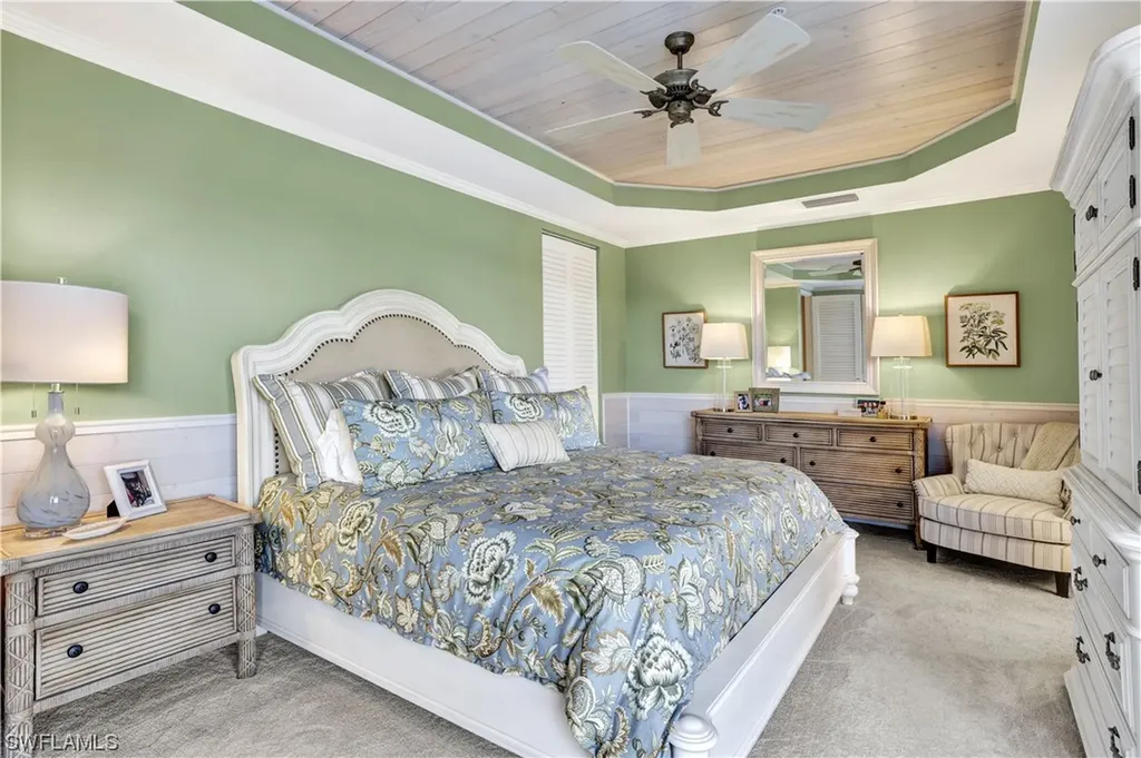 1600 Clermont Drive Naples FL 34109