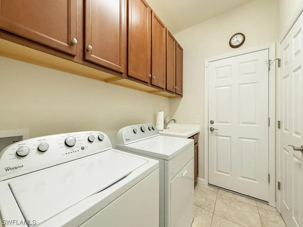 7202 Live Oak Drive Naples FL 34114