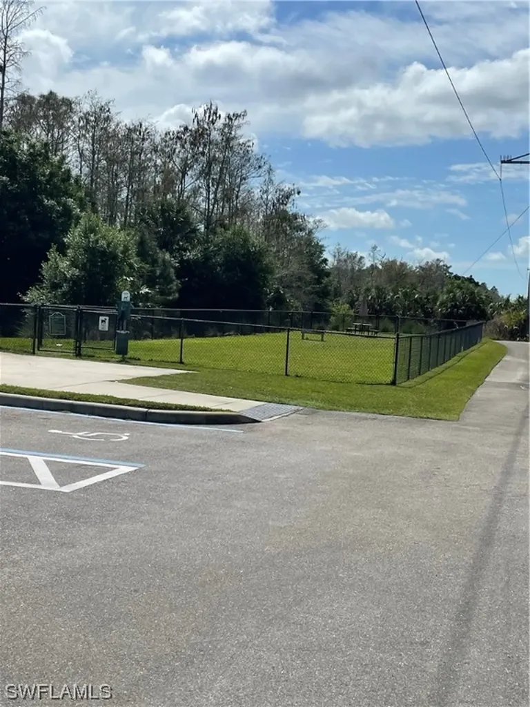 7202 Live Oak Drive Naples FL 34114