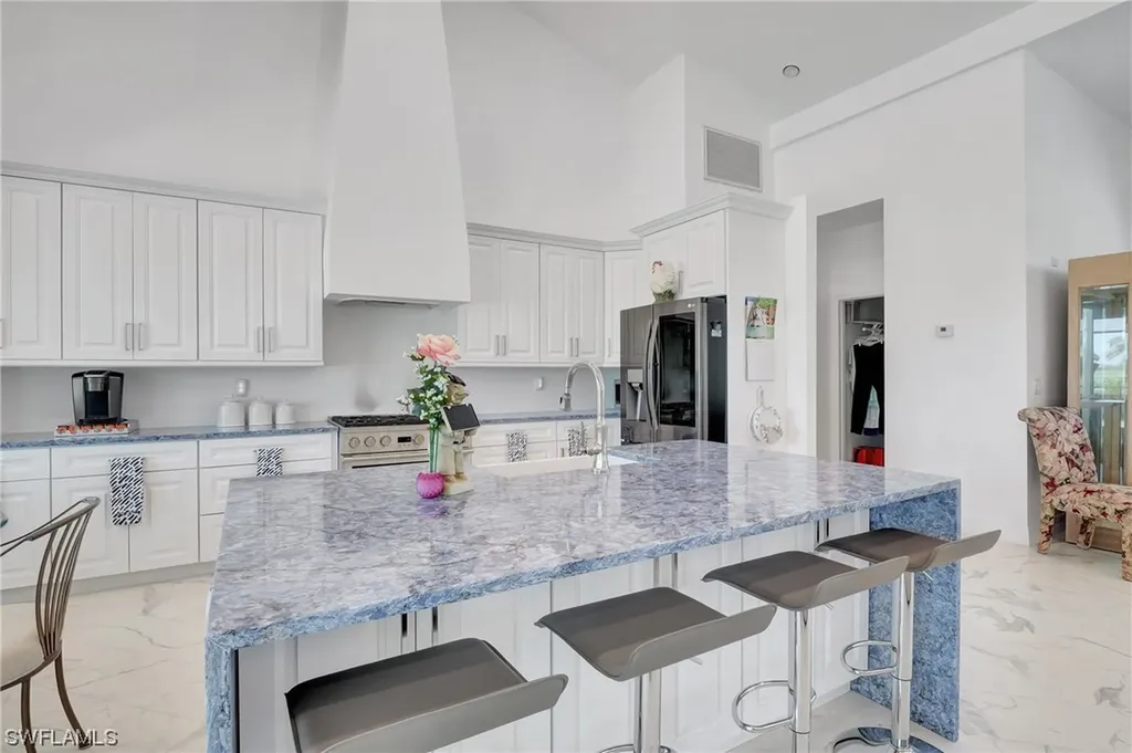 18066 Royal Tree Parkway Naples FL 34114