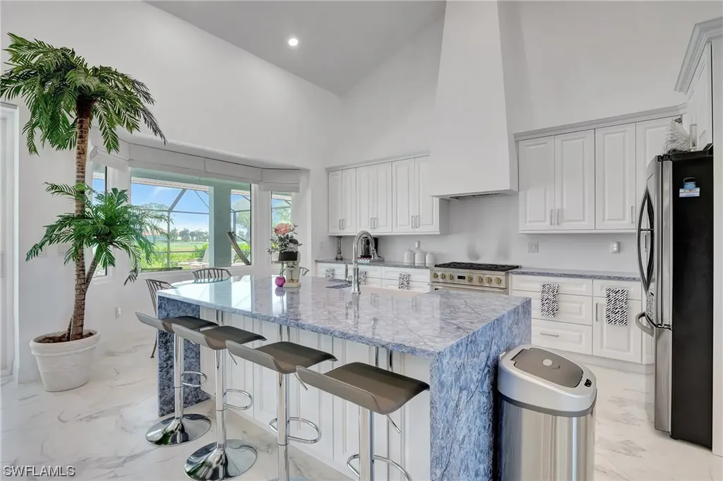 18066 Royal Tree Parkway Naples FL 34114
