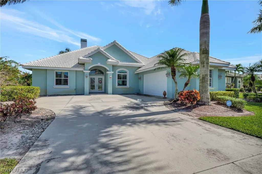 18066 Royal Tree Parkway Naples FL 34114