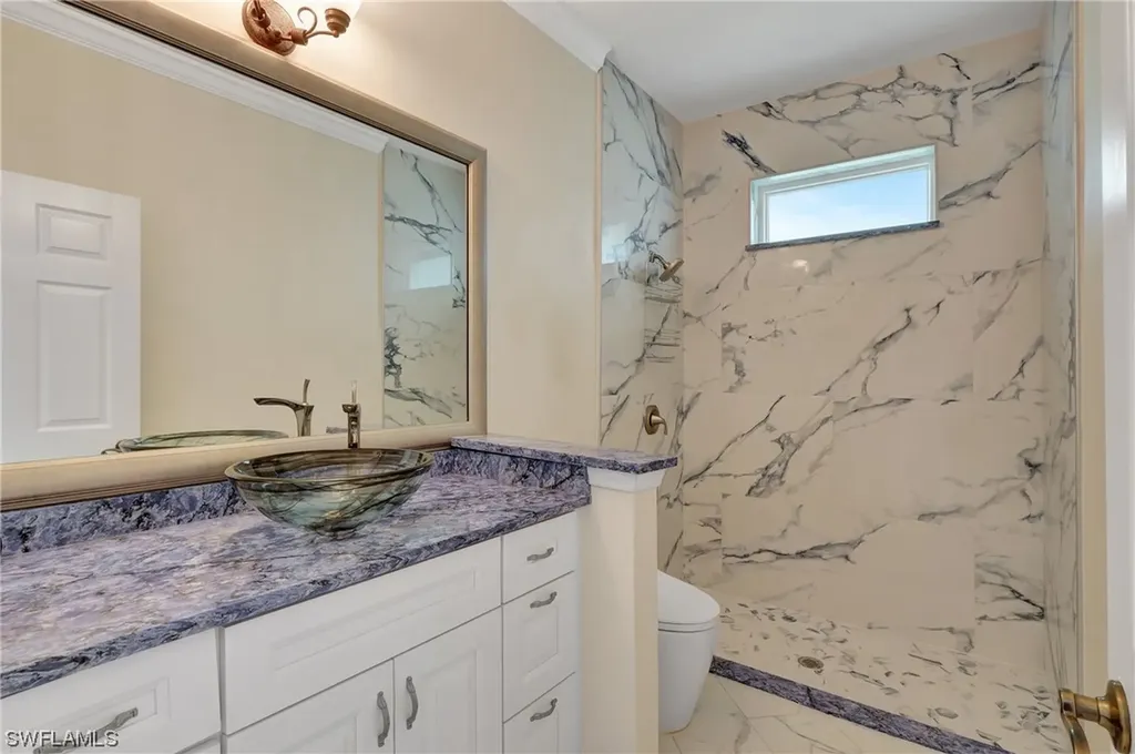 18066 Royal Tree Parkway Naples FL 34114