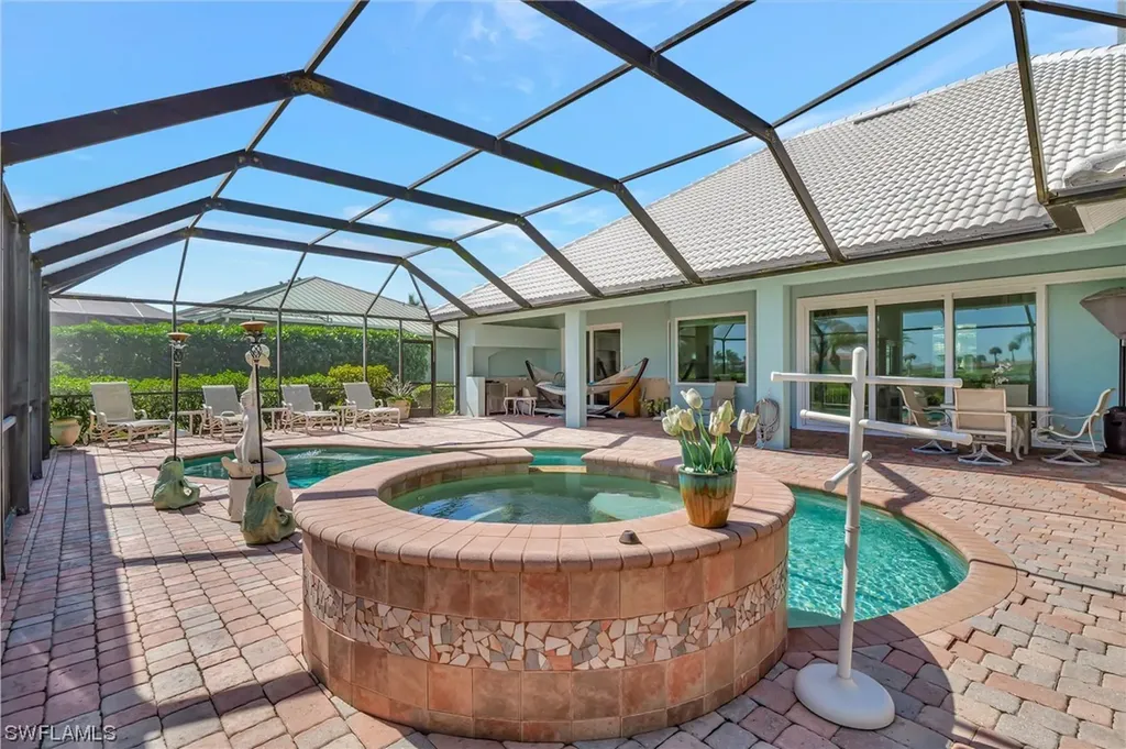 18066 Royal Tree Parkway Naples FL 34114