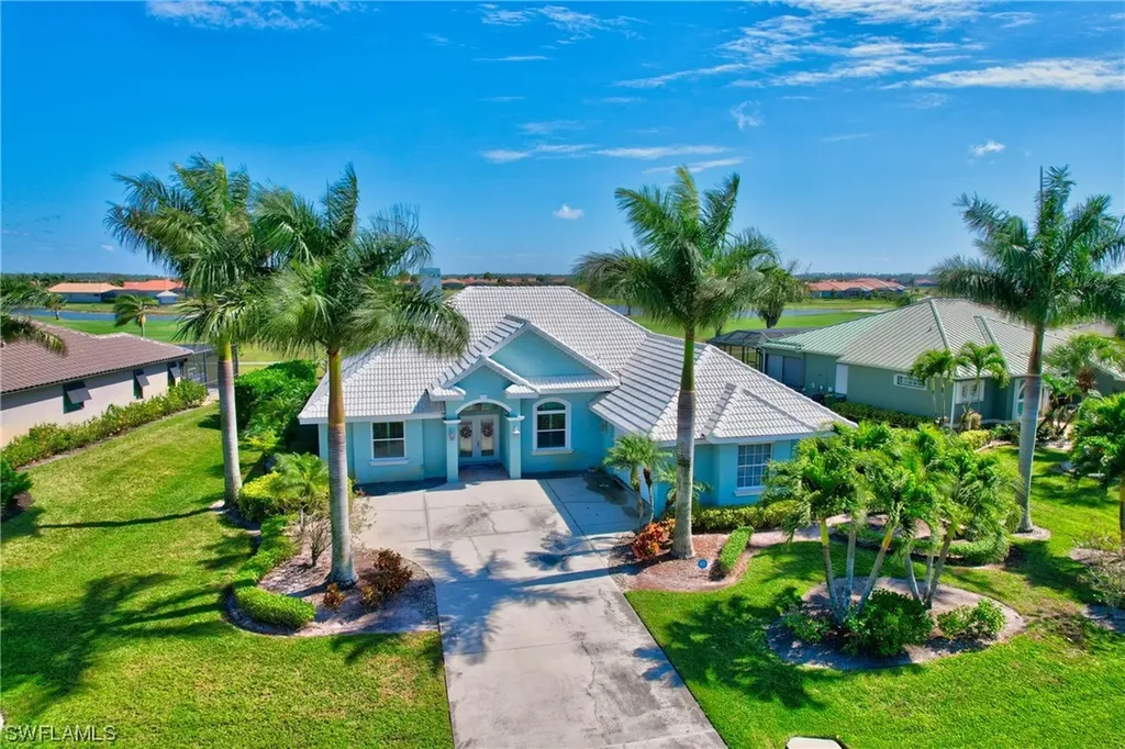 18066 Royal Tree Parkway Naples FL 34114