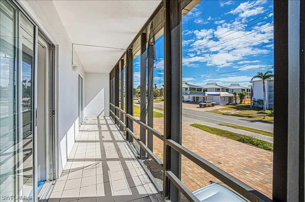 1340 Middle Gulf Drive Sanibel FL 33957