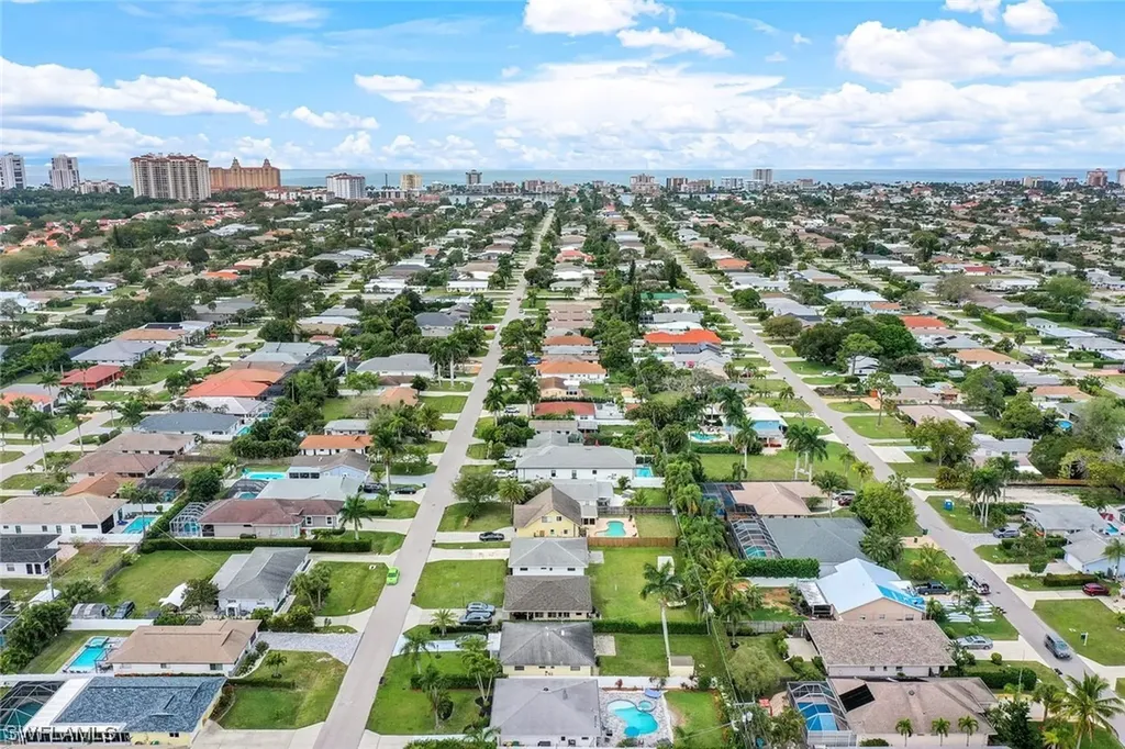 791 94th Avenue N Naples FL 34108