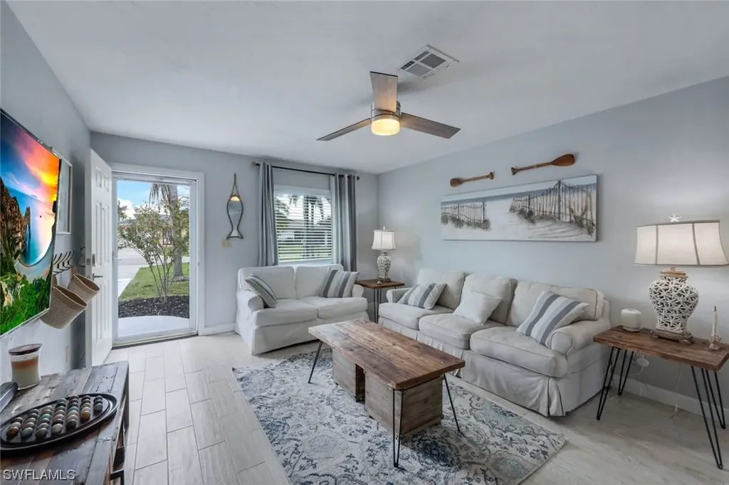 791 94th Avenue N Naples FL 34108