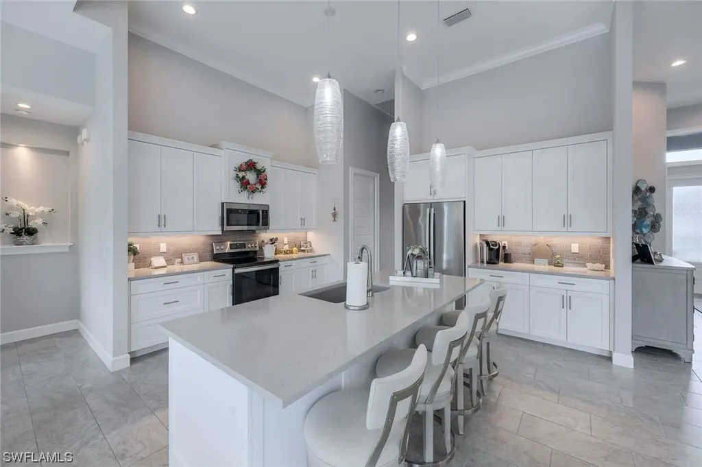 781 Hernando Drive Marco Island FL 34145