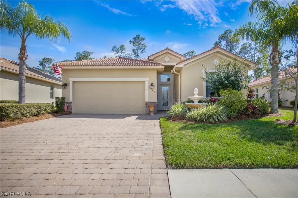 7948 Princeton Drive Naples FL 34104