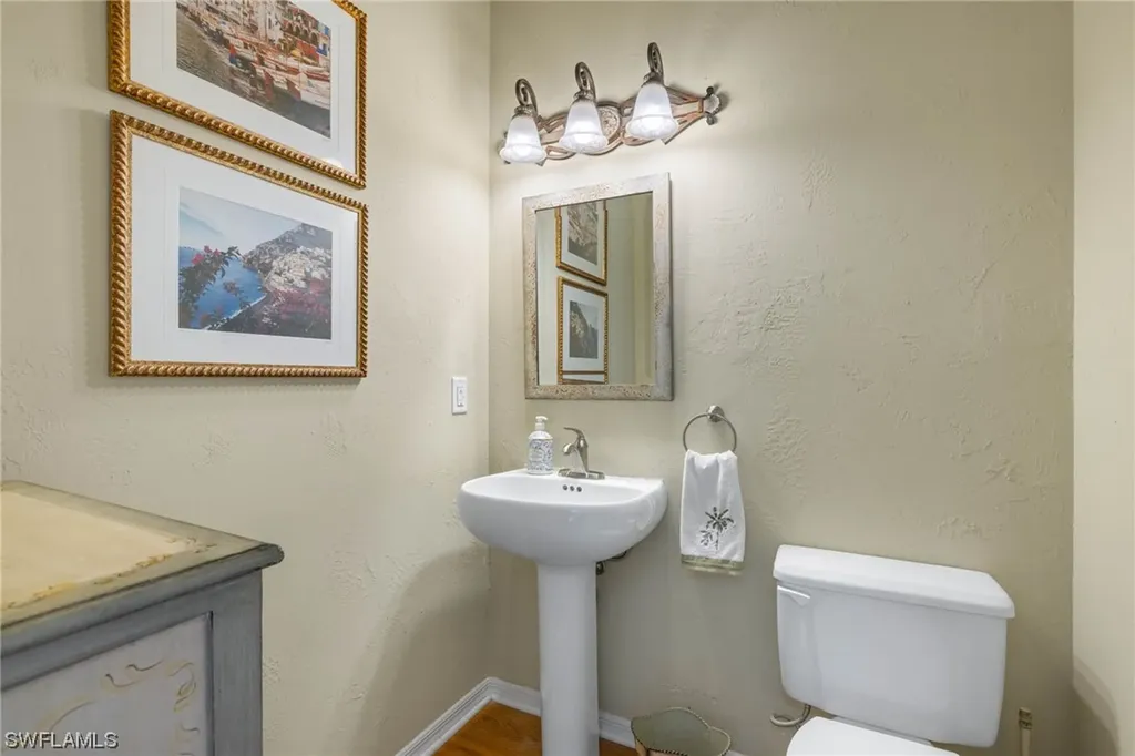 920 Almas Court Sanibel FL 33957