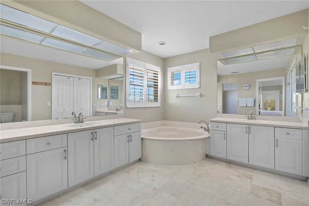 920 Almas Court Sanibel FL 33957