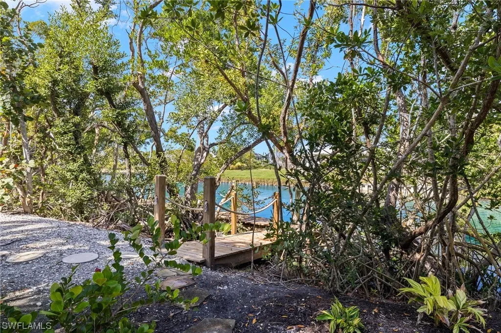 920 Almas Court Sanibel FL 33957
