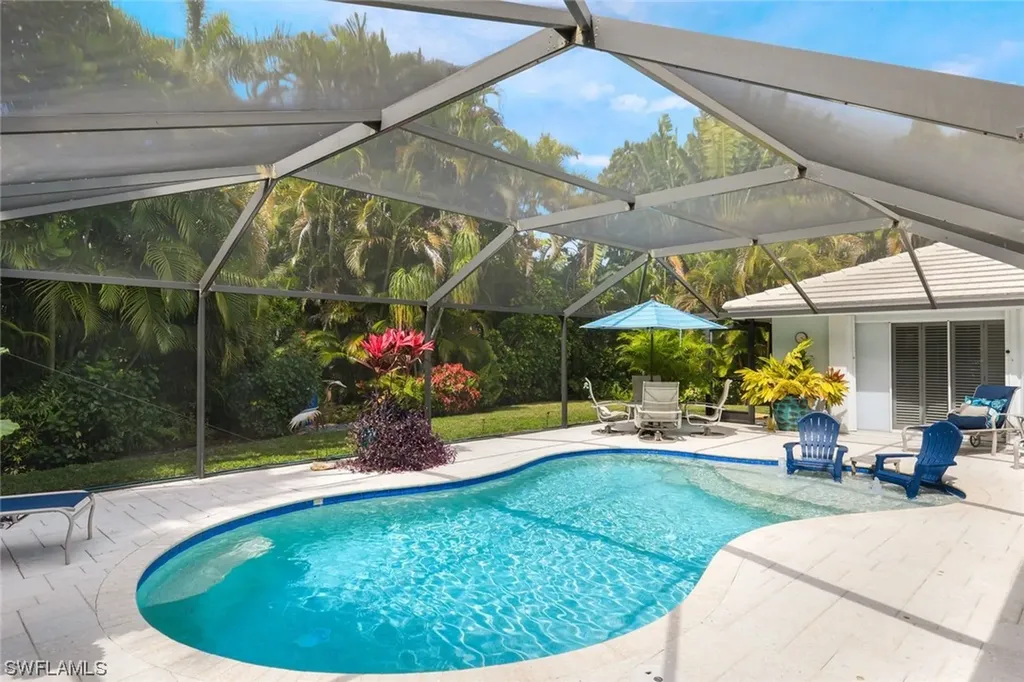 735 Old Trail Drive Naples FL 34103