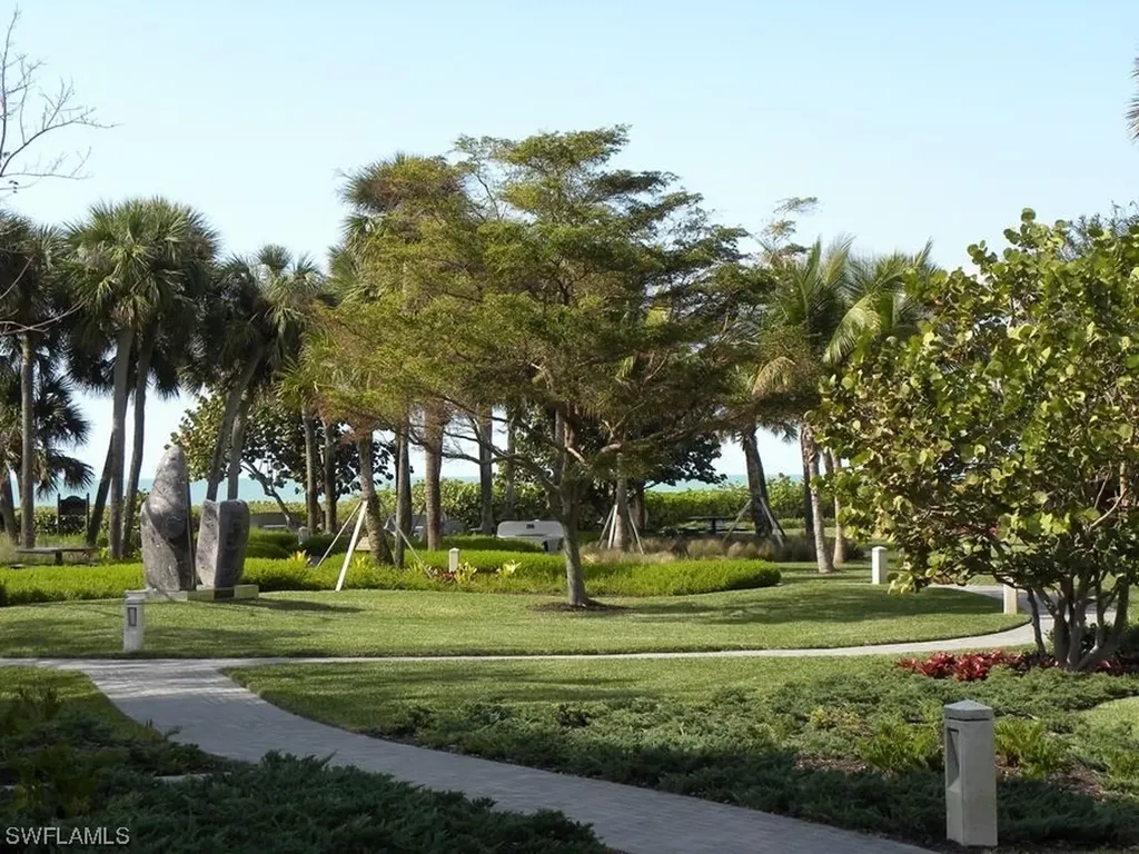 735 Old Trail Drive Naples FL 34103