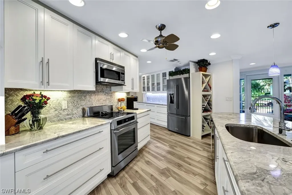 735 Old Trail Drive Naples FL 34103