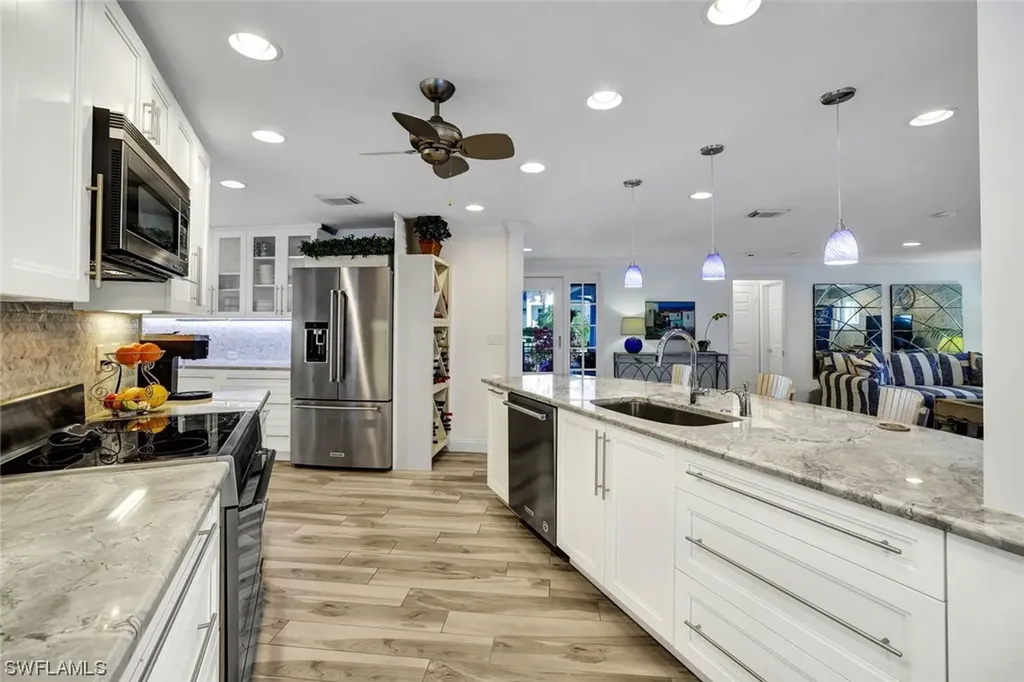 735 Old Trail Drive Naples FL 34103