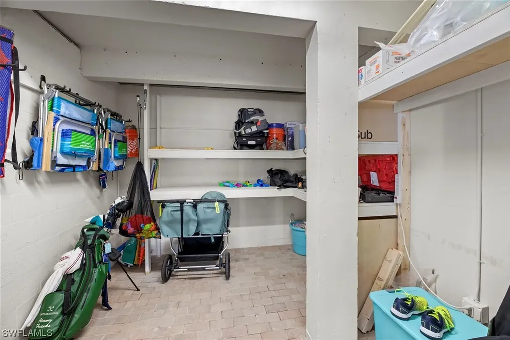 1605 Middle Gulf Drive Sanibel FL 33957