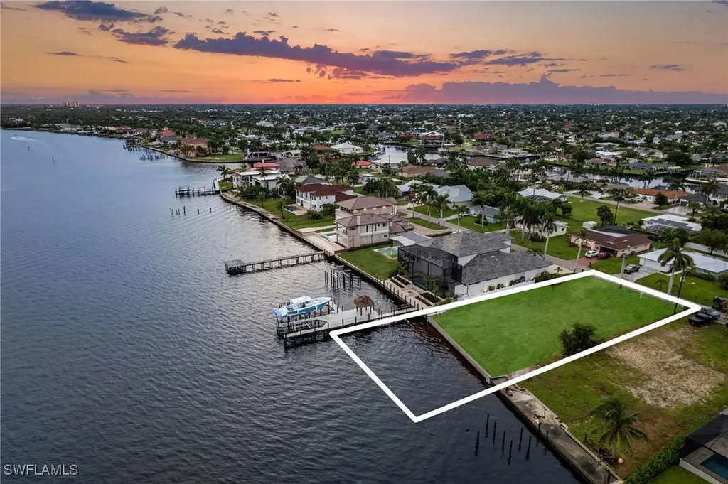 550 Coral Drive Cape Coral FL 33904