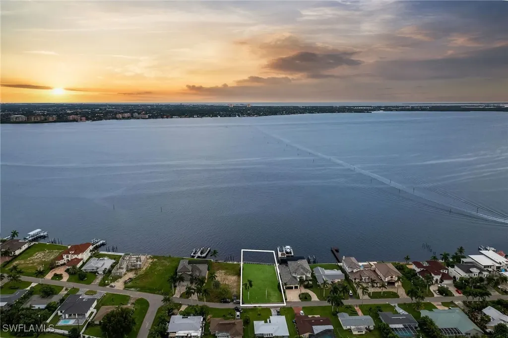 550 Coral Drive Cape Coral FL 33904