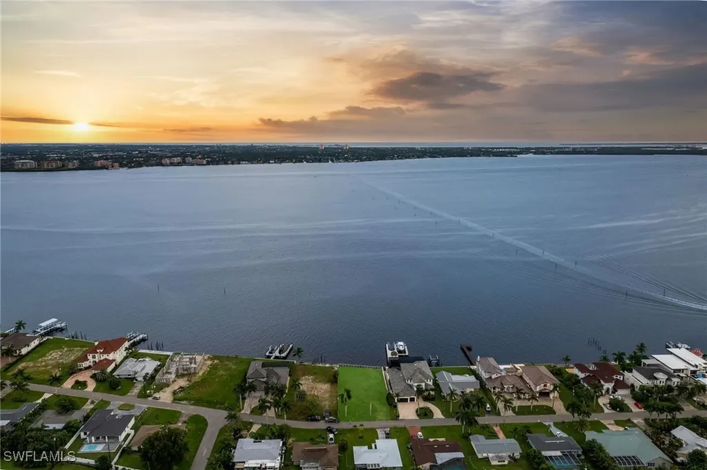 550 Coral Drive Cape Coral FL 33904