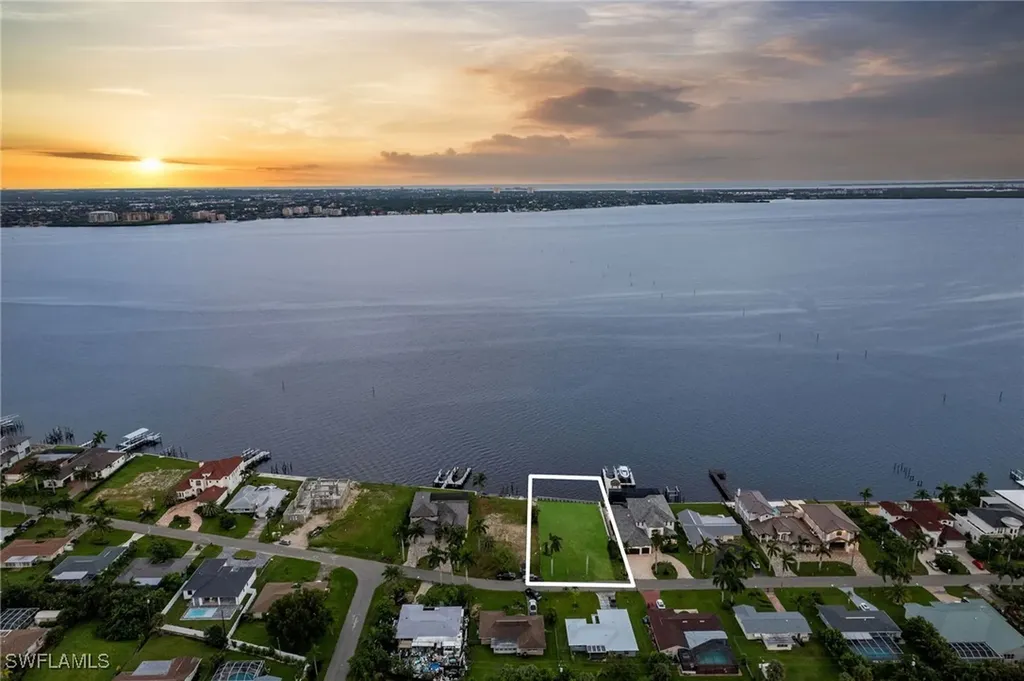 550 Coral Drive Cape Coral FL 33904