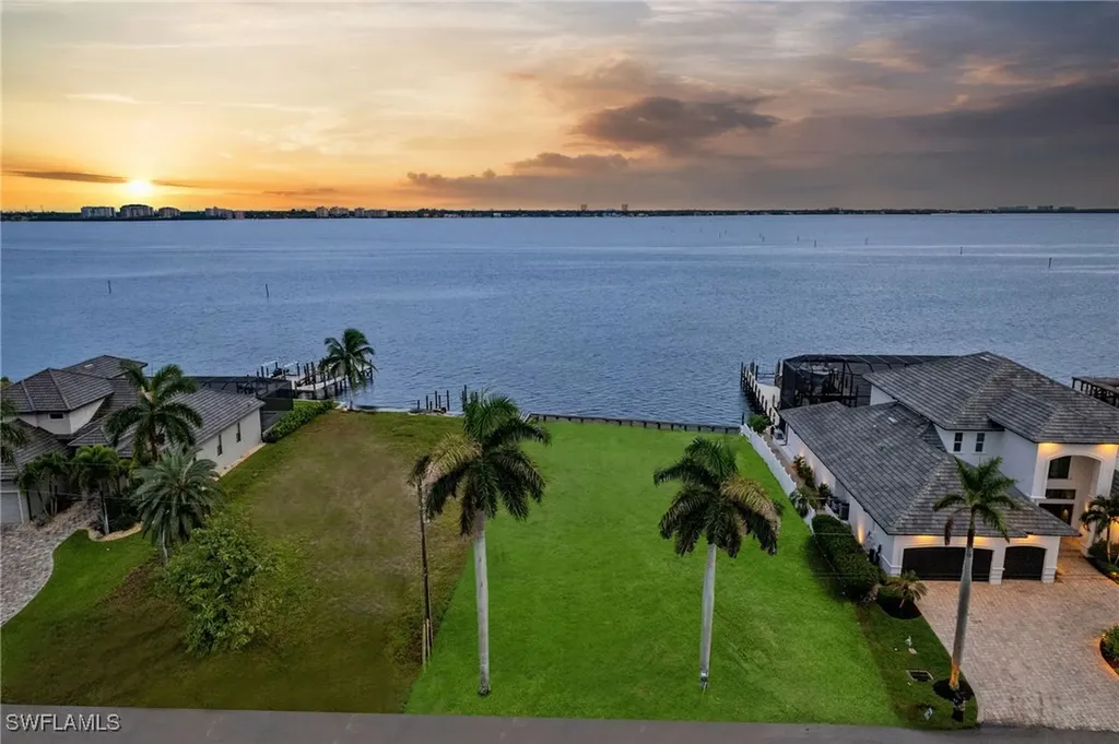 550 Coral Drive Cape Coral FL 33904