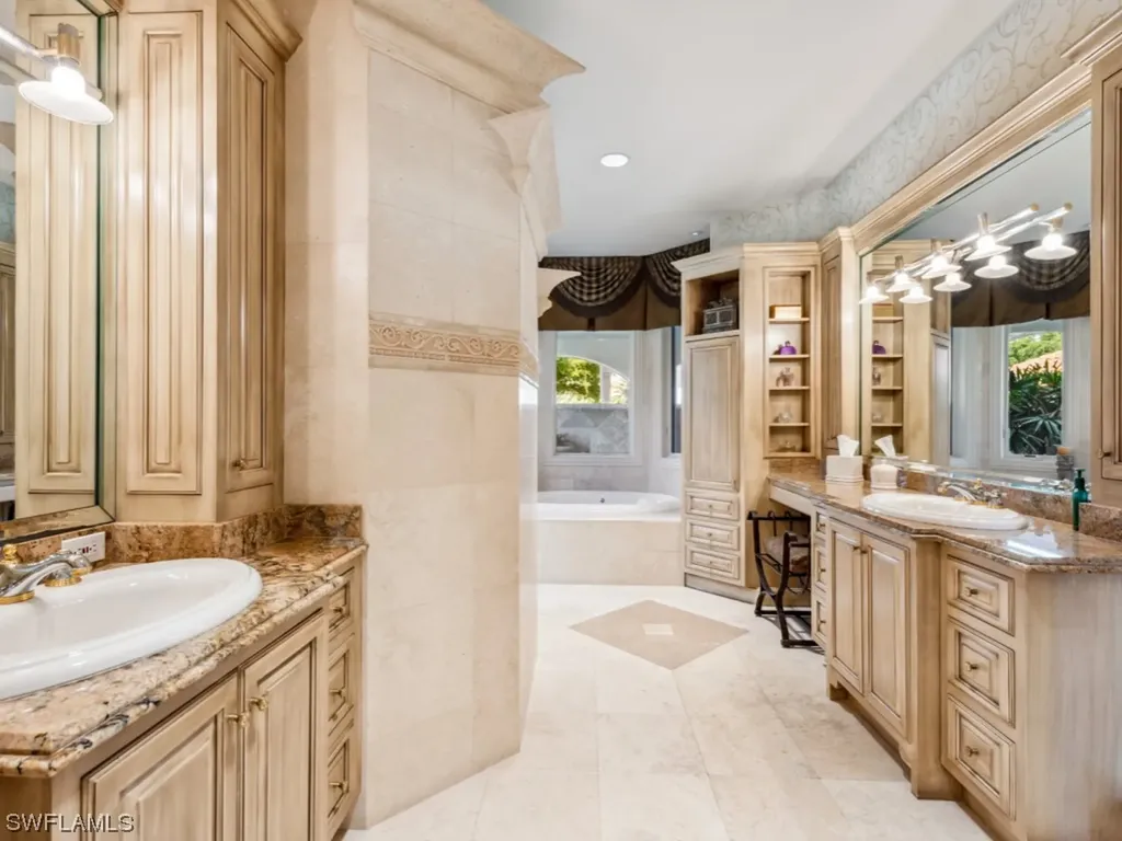 26127 Fawnwood Court Bonita Springs FL 34134