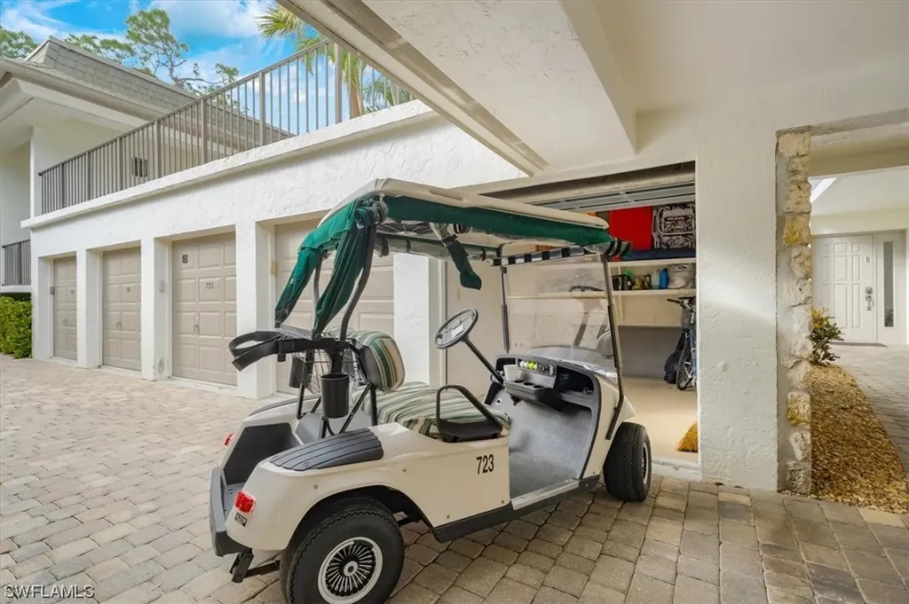 723 Wildwood Lane Naples FL 34105