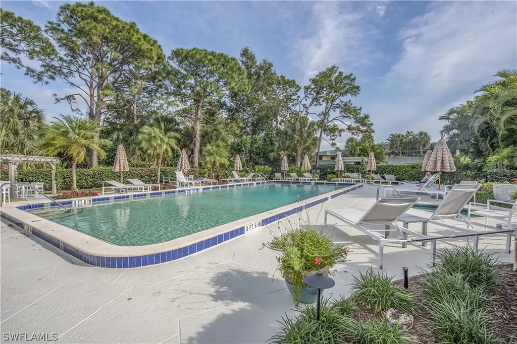 723 Wildwood Lane Naples FL 34105