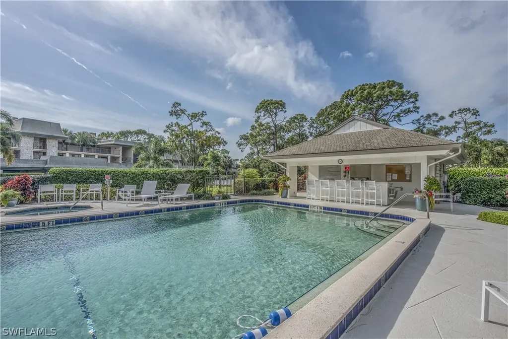 723 Wildwood Lane Naples FL 34105