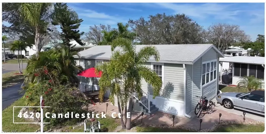 Estero FL, 4620 Candlestick Court E