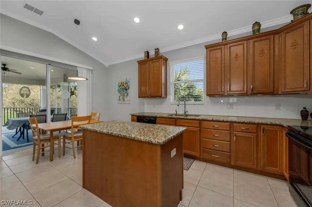 4715 Shinnecock Hills Court Naples FL 34112