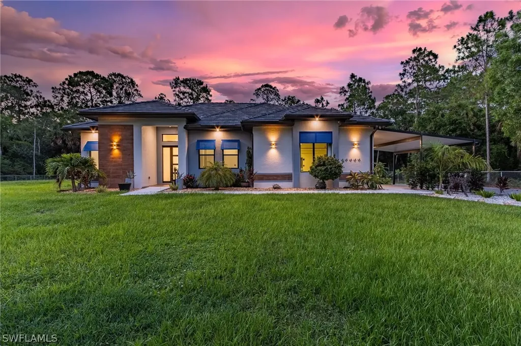 143 12th Avenue NE Naples FL 34120
